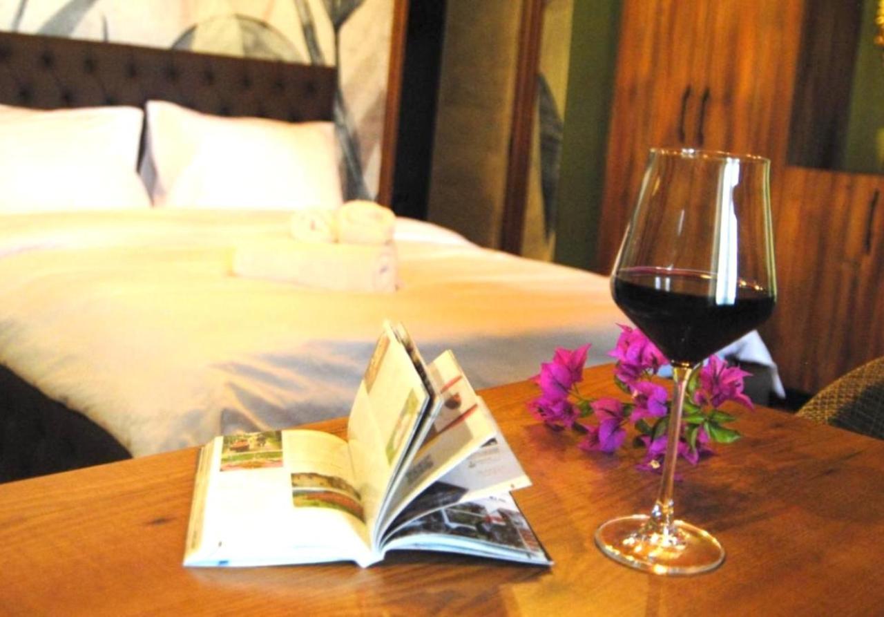 Hotel Keshtjella Xhabeqos Ljaknasi