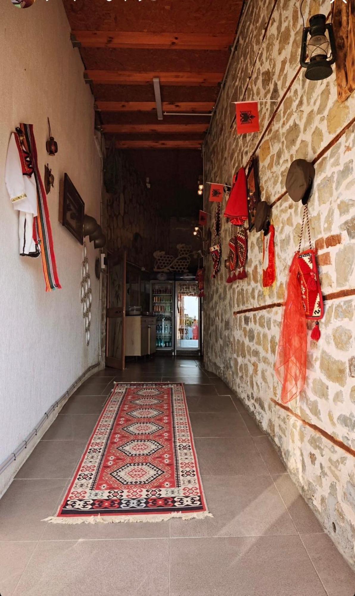 Keshtjella Xhabeqos Hotel 4*